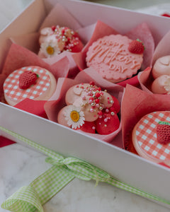 Cupcake Box (multiple size options)