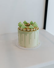 Load image into Gallery viewer, PISTACHIO WHITE CHOCOLATE CAKE