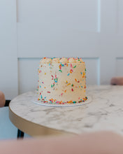 Load image into Gallery viewer, VANILLA FUNFETTI CAKE