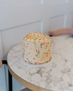 VANILLA FUNFETTI CAKE