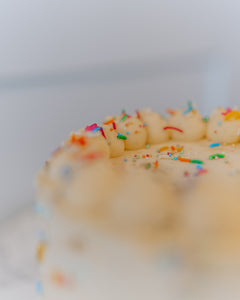 VANILLA FUNFETTI CAKE