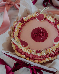 'Love you' Vintage Cake