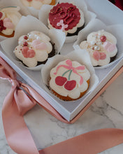 Load image into Gallery viewer, Cupcake Box (multiple size options)