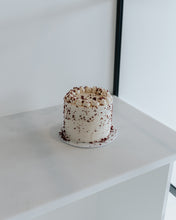 Load image into Gallery viewer, RED VELVET CAKE