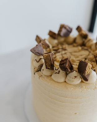 REESES PEANUT BUTTER CAKE