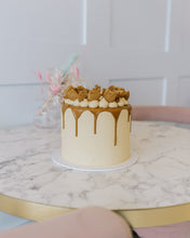 Load image into Gallery viewer, LOTUS BISCOFF CAKE